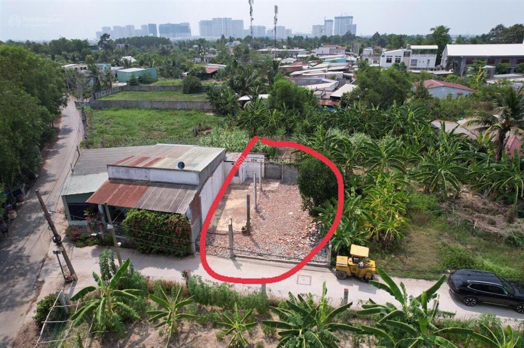 Cần bán lô đất vuông vức 150m2(11,7x12,8)m, đường số 1, gần sông, gần vinhomes q9, p long phước, q9