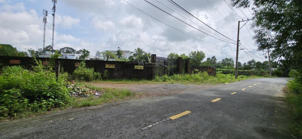 Bán lô đất mặt tiền đường số 1, dt 1041m2 có 976m2 thổ cư, qua vinhomes q9 3 phút, gần sông