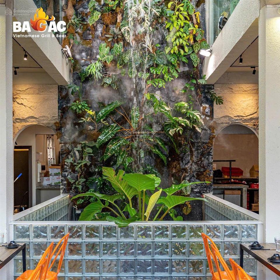 Bán nhà 3 mt 183 lê văn sỹ, p14, q phú nhuận. 17.2x27 (450m2) hđt 390tr giá chuyển nhượng 225 tỷ