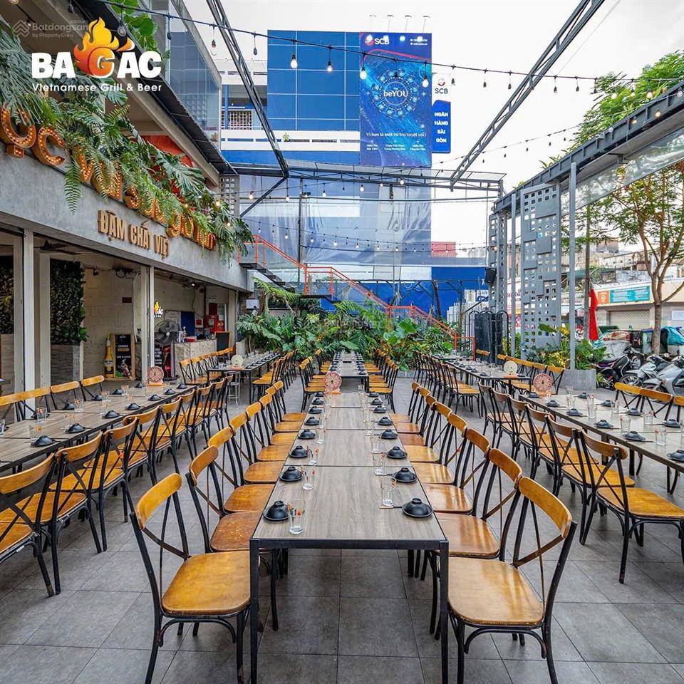 Bán nhà 3 mt 183 lê văn sỹ, p14, q phú nhuận. 17.2x27 (450m2) hđt 390tr giá chuyển nhượng 225 tỷ