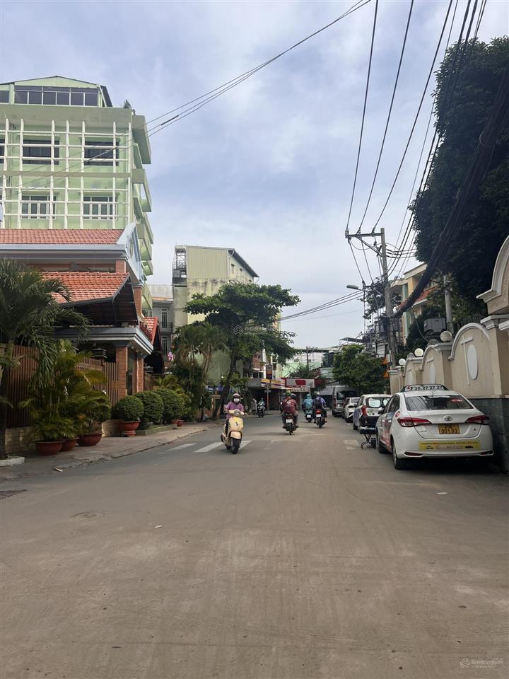 Bán biệt thự khu 149 bành văn trân p7 qtb, 10,5x33m (325m2) hầm 4 tầng có hồ bơi, nội thất 67 tỷ tl