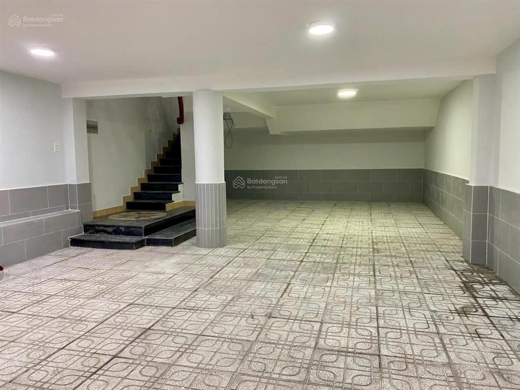 Bán nhà hẻm xe hơi 8m tô hiến thành p12 q10 6.35x22m, 1 hầm, 3 lầu st, giá 29,5 tỷ bớt lộc