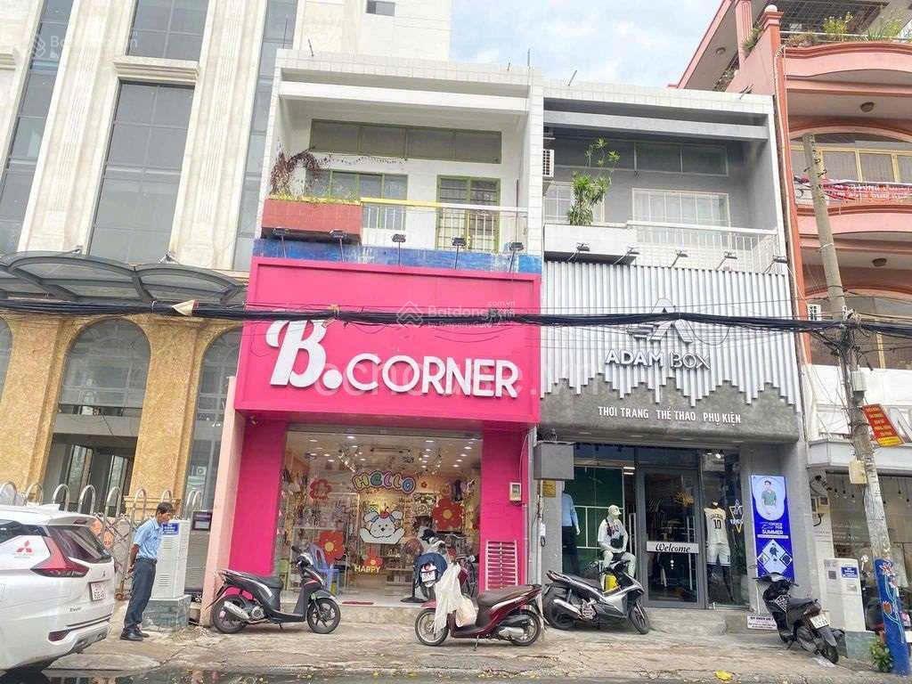 Mt huỳnh văn bánh giáp lê văn sỹ, q3 9.3x13m, 3 tầng hdt 65tr giá 52 tỷ tl