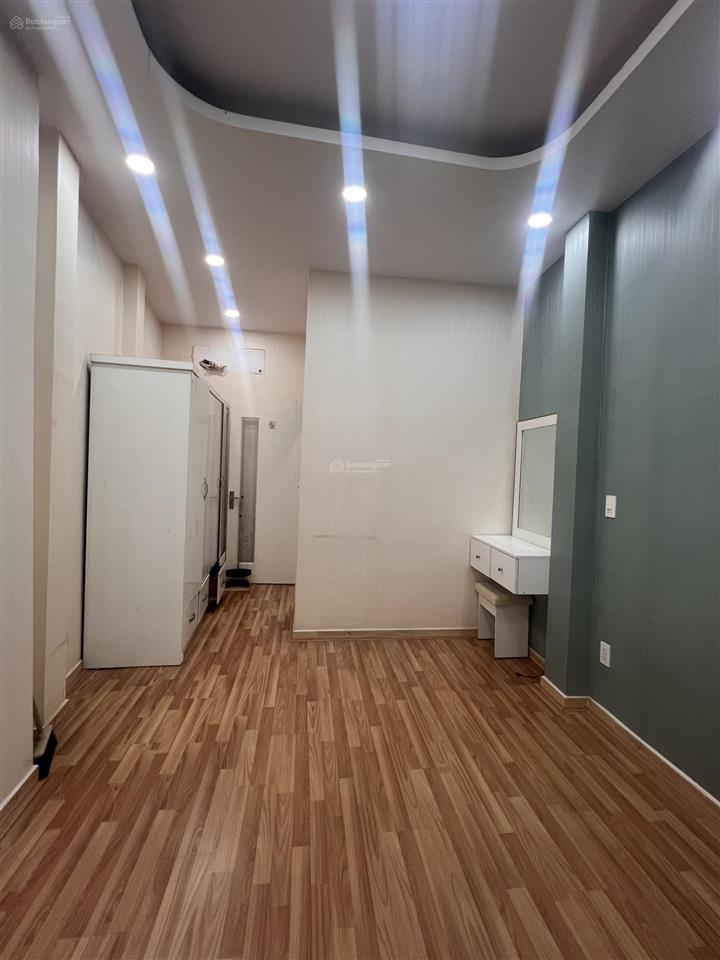 Bán nhà 21/38a trần đình xu 3x8m, nở hậu 4,1(28m2) 3 lầu giá 5tỷ2 còn tl