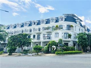 Bán nhà phố lakeview city view hồ, đường 25m, trục chính dự án, dt 5x20m 22,8 tỷ.  0917 224 ***