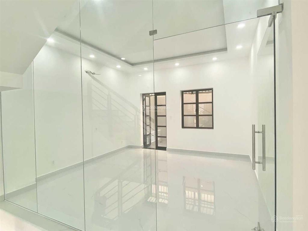 Cho thuê mặt bằng tầng trệt cityland park hills, phường 10, quận gò vấp