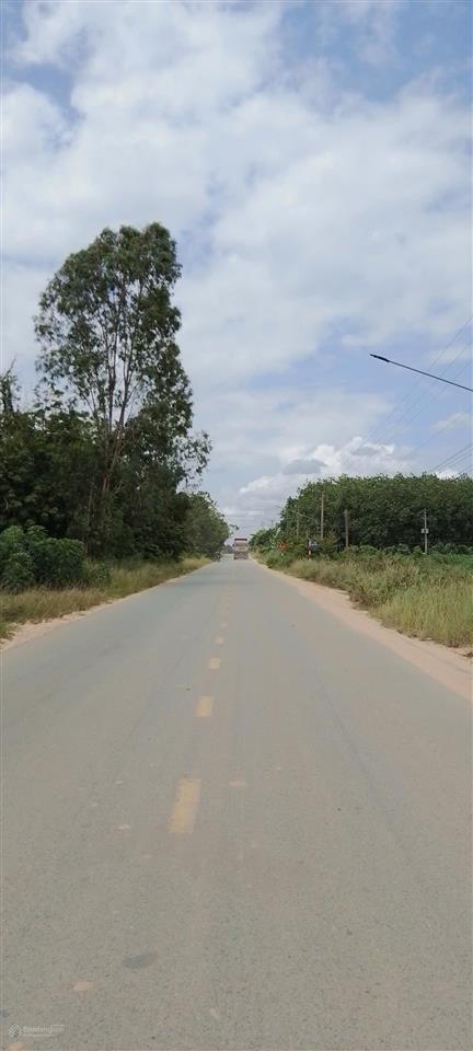 Siêu hiếm đất view hồ, đã thuộc tp.hcm giá chỉ ~1,4 triệu/m mặt tiền dt749b không mua là mất