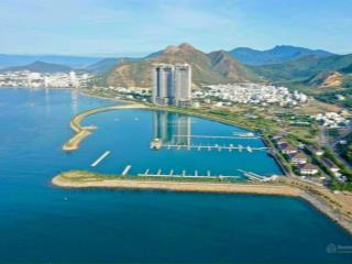 Lô góc view vip, ngay bến du thuyền, cạnh toà nhà la luna nha trang, giá 113 triệu/m2(thương lượng)
