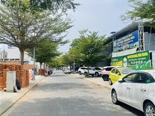 Lô sạch, đối diện công viên gói 5 mỹ gia, đường to, hướng tây giá chỉ 4 tỷ 5(bao tất cả)