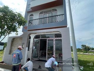 Bán nhà 1 trệt 2 lầu khu dân cư tân phú trung 150m2 (giá 2 tỷ ) cách vinhome củ chi 1.5km
