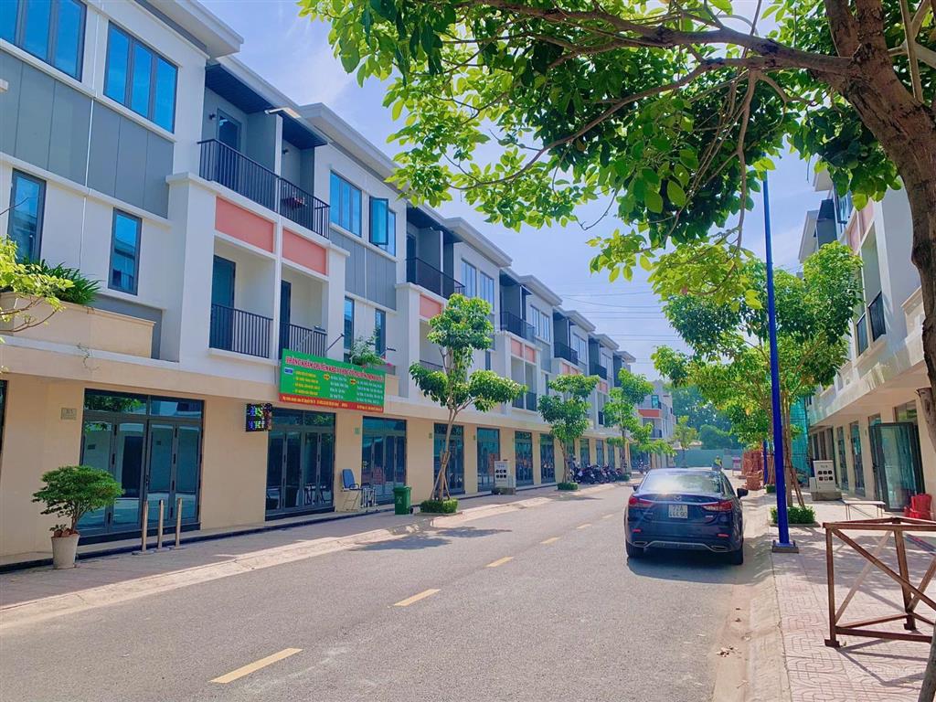 Căn hướng nam cuối tại dự án lavela garden phù hợp để ở rất mát mẻ, hiếm có căn thô cuối cùng
