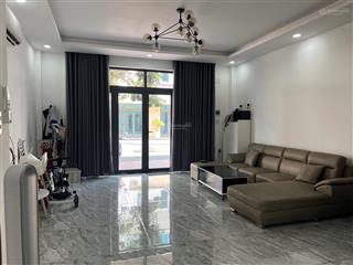 Cho thuê căn 1 trệt 2 lầu 3pn 3wc kdc yên tĩnh thông 2 đường lê thị trung và dt743 đầy đủ nội thất