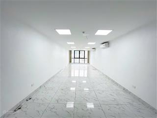 Chính chủ cho thuê vp 60m2 nhà mới hồ tùng mậu view cực thoáng gần ga tàu điện giá 11 triệu/th