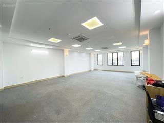 Chính chủ cho thuê vp 90m2 đường thượng đình gần ngã tư sở view sông cực thoáng, giá chỉ 16 triệu