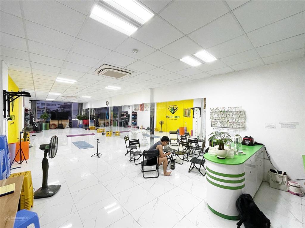 Hiếm có khó tìm vp mới keng 90m2 view thoáng nguyễn ngọc nại ngã tư vương thừa vũ giá 17 triệu