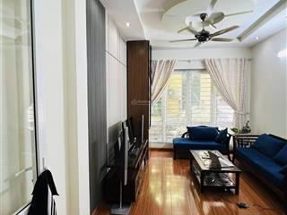 Bán nhà phân lô hoàng quốc việt gara ô tô 2 mặt ngõ giá cực tốt chỉ 15.9 tỷ