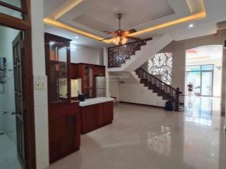 Bán nhà 3 tầng, đường trần thị tính, dt 107m2, hướng bắc, đường 8m, ngang 5,3m  giá 8,7 tỷ