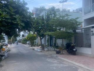 Bán đất ,đường vũ hữu,vĩnh hoà ,dt 92 m2,hướng nam,đường 10 m giá 5,014 tỷ