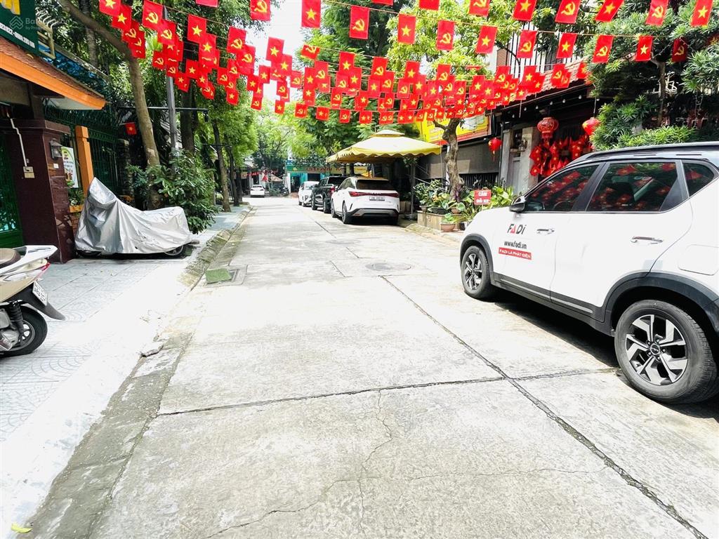 Bán 73m2 lô góc đất phân lô lưu phái  thanh trì  mặt đường trục chính kinh doanh, giá 19 tỷ