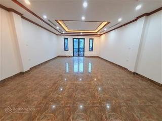 Bán gấp. nhà phố trần vỹ, mai dịch. phân lô, oto tránh đỗ, vỉa hè rộng. lô góc. dt 70m2*20 tỷ.