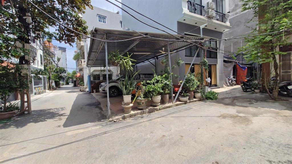 Bán đất đẹp đường phương canh, nam từ liêm. oto tránh nhau. lô góc 3 mặt thoáng. dt 92,5m2*15.45 tỷ