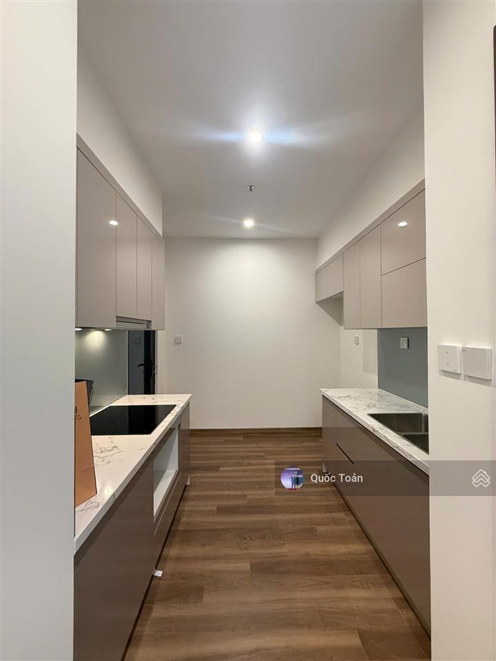 Chủ nhà gửi bán nhanh căn studio 30m the zurich view hồ san hô, sông hồng