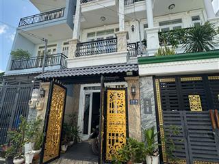 Nhà 1 trệt 2 lầu full nội thất shr trường lưu, thủ đức ở ngay không cần sửa!