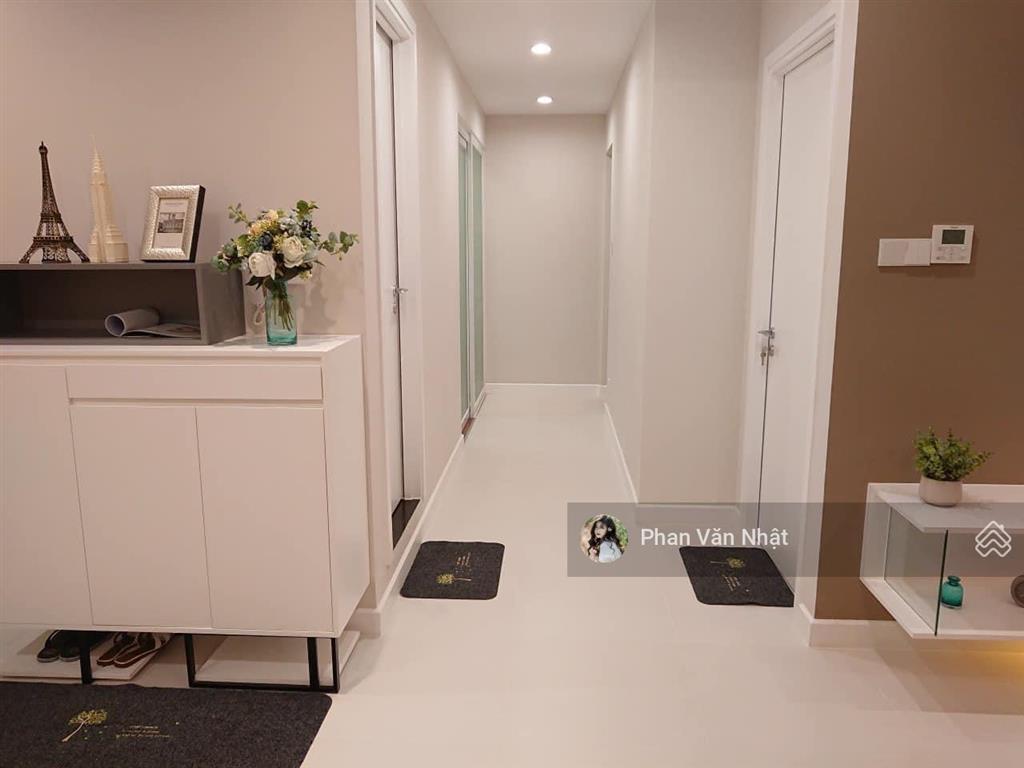 Ch 2pn 2wc full nt 17 tr/th, sunrise city view  0935 006 ***