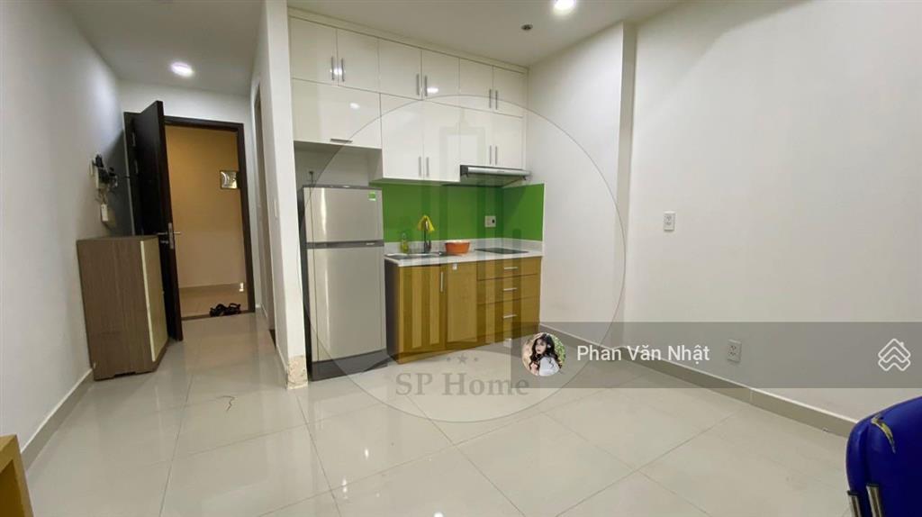 Ch 1pn giá 10 triệu 40m2 sunrise city, nhà trống, nội thất chỉ có rèm, máy lạnh
