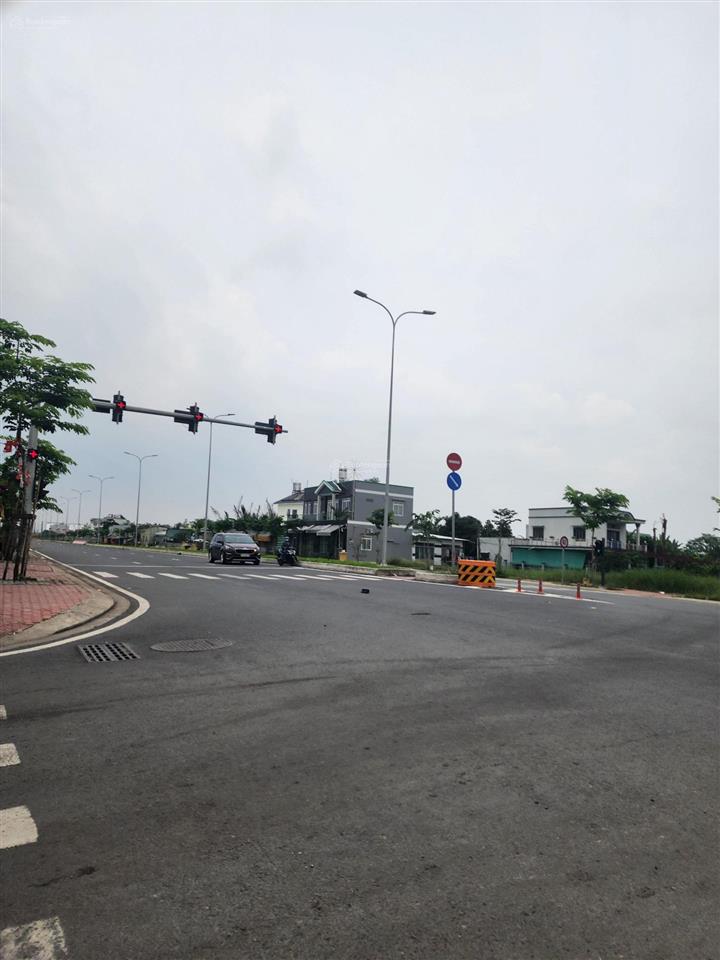 Đất mặt tiền song hành ngang 32m có 250m đất ở tổng diện tích 2034m