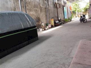 Nhà đa phước 2 xe hơi đậu trước nhà . diện tích hơn 200m đất ở. nhà 1 trệt 1 lầu hoàn công đầy đủ