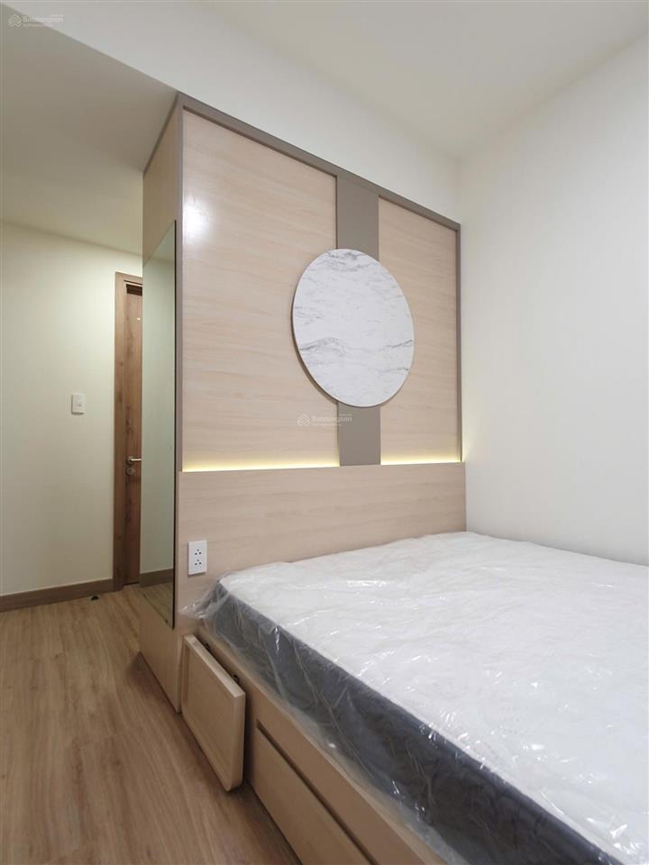 Cho thuê 2pn 2wc tầng cao giá 15 tr/th (bao phí quản lý) full nội thất mới như hình cc the glory