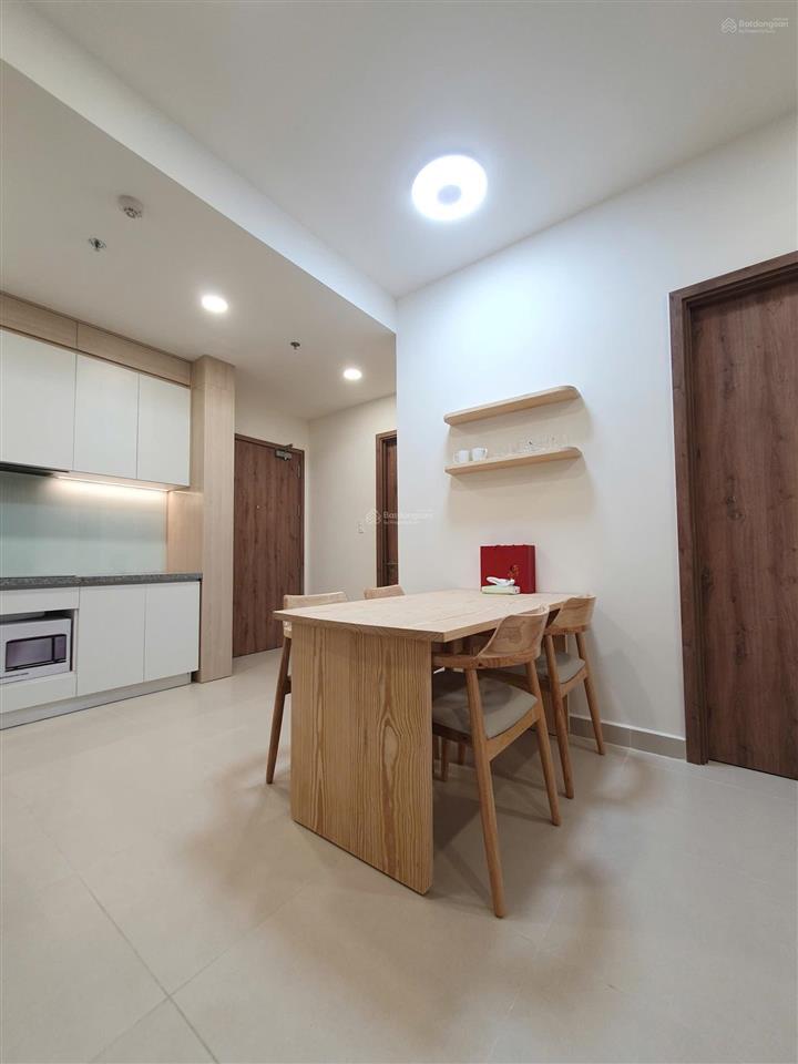 Cho thuê 2pn 2wc tầng cao giá 15 tr/th (bao phí quản lý) full nội thất mới như hình cc the glory