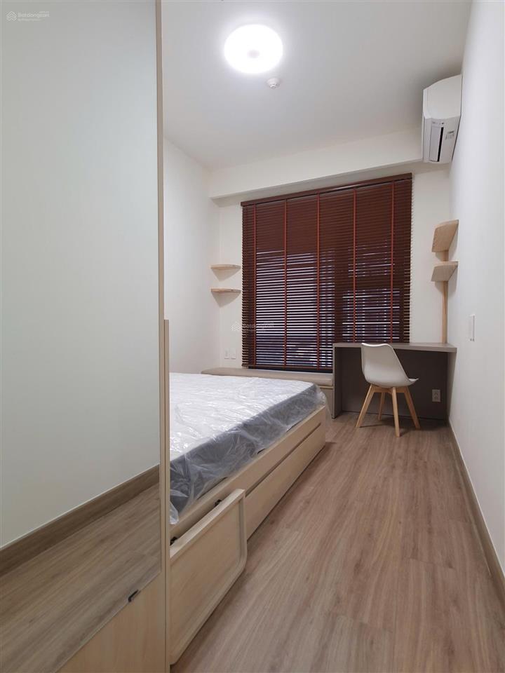 Cho thuê 2pn 2wc tầng cao giá 15 tr/th (bao phí quản lý) full nội thất mới như hình cc the glory