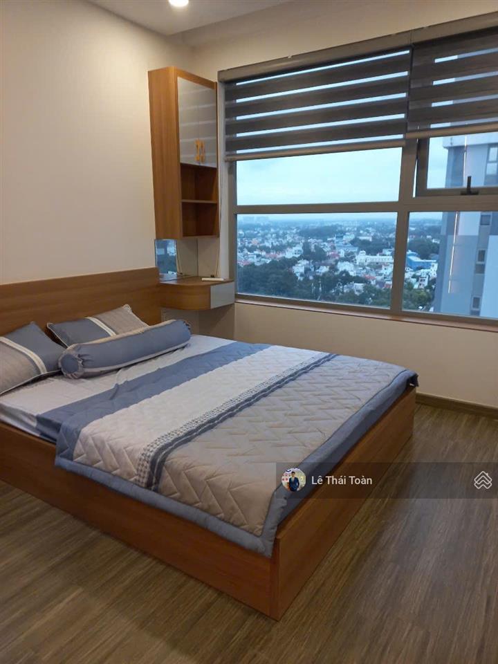 Cho thuê 2pn 2wc 71m2 căn góc rẻ tòa full nội thất như hình giá 10 triệu cc happy one central