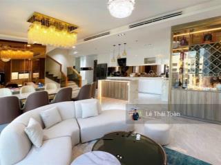 Bán căn penhouse lớn nhất c sky view chánh nghĩa view sông sài gòn , sổ sẵn công chứng ngay .