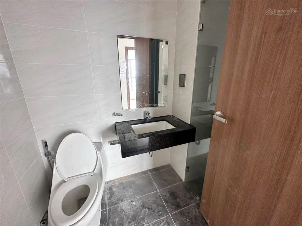 Kẹt tiền hạ giá bán nhanh 3pn 93m2 góc giá 3.4 tỷ(rẻ nhất thị trường) cc happy one central tdm
