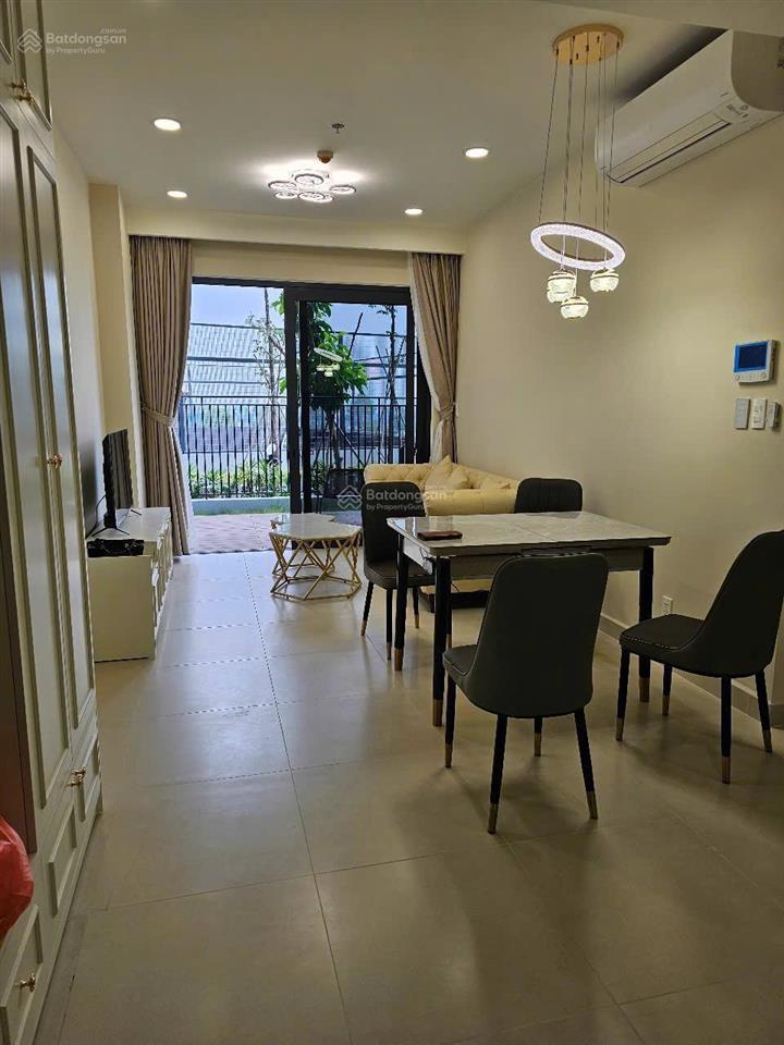 Bán căn 2pn 75m2 view trực diện hồ bơi full nội thất sẵn hđ thuê 15 triệu/tháng cc the glory