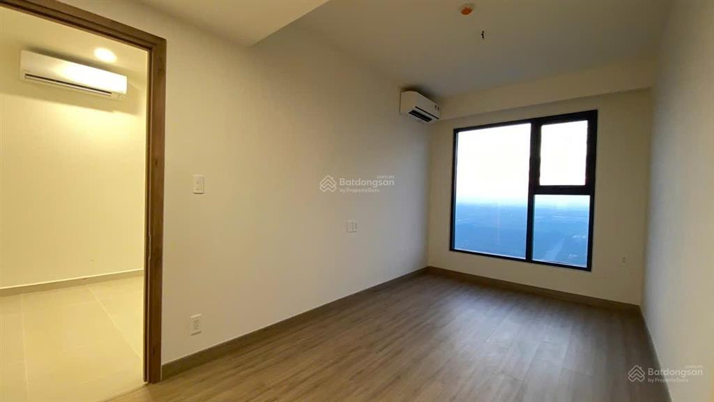 Căn 2pn 2wc 69,5m2 tầng cao view đẹp nhà mới giá 3.5 tỷ rẻ hơn cdt 200 triệu cc the glory