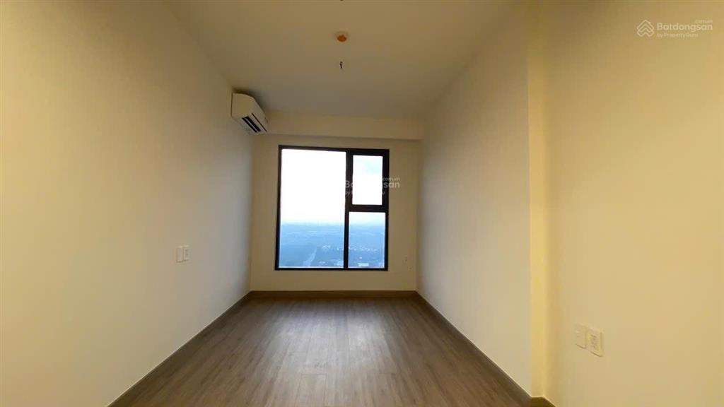 Căn 2pn 2wc 69,5m2 tầng cao view đẹp nhà mới giá 3.5 tỷ rẻ hơn cdt 200 triệu cc the glory