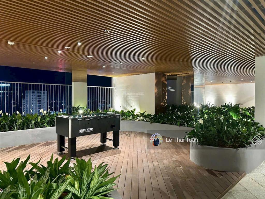 Một căn duy nhất 2pn 70m2 giá 2.550 tỷ tầng cao view đẹp . bank hỗ trợ 70%