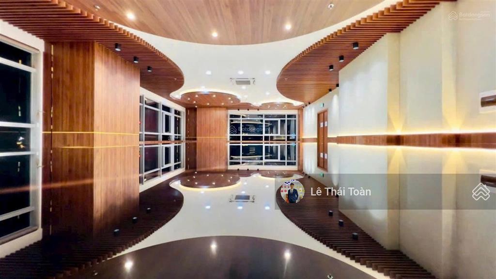 Một căn duy nhất 2pn 70m2 giá 2.550 tỷ tầng cao view đẹp . bank hỗ trợ 70%