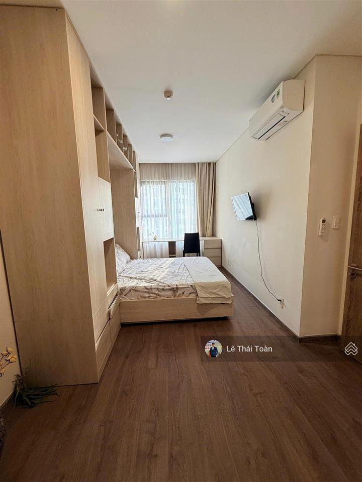 Cho thuê 2pn 2wc 86m2 giá 17 triệu (bao pql) full nội thất như hình chung cư sora gadens 2