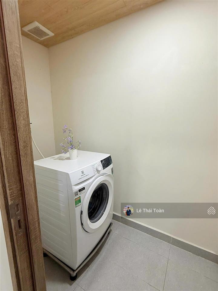 Cho thuê 2pn 2wc 86m2 giá 17 triệu (bao pql) full nội thất như hình chung cư sora gadens 2