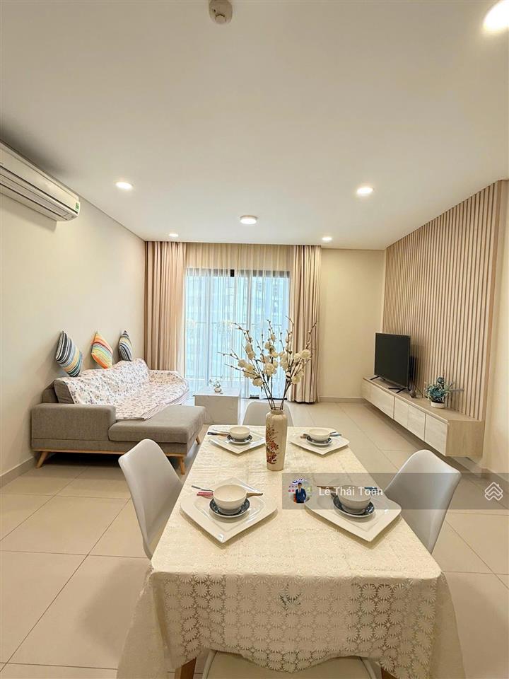 Cho thuê 2pn 2wc 86m2 giá 17 triệu (bao pql) full nội thất như hình chung cư sora gadens 2