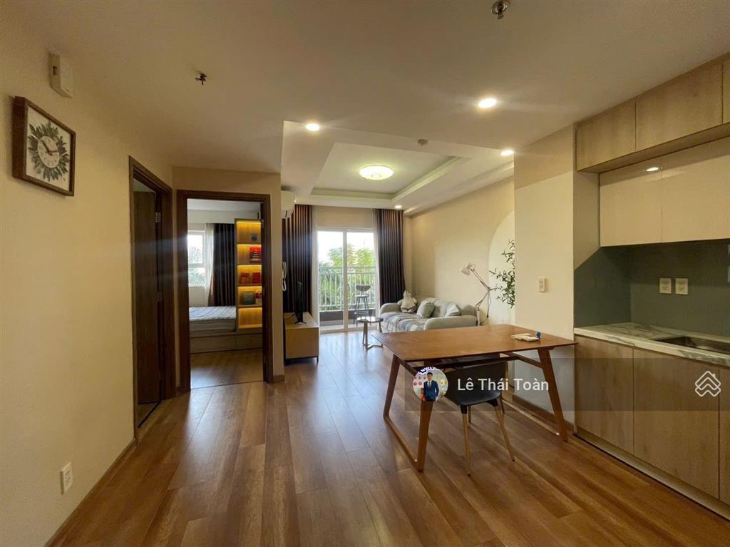 Cho thuê căn 2pn 10 triệu nội thất như hình midori park the view ngay siêu thị aeon