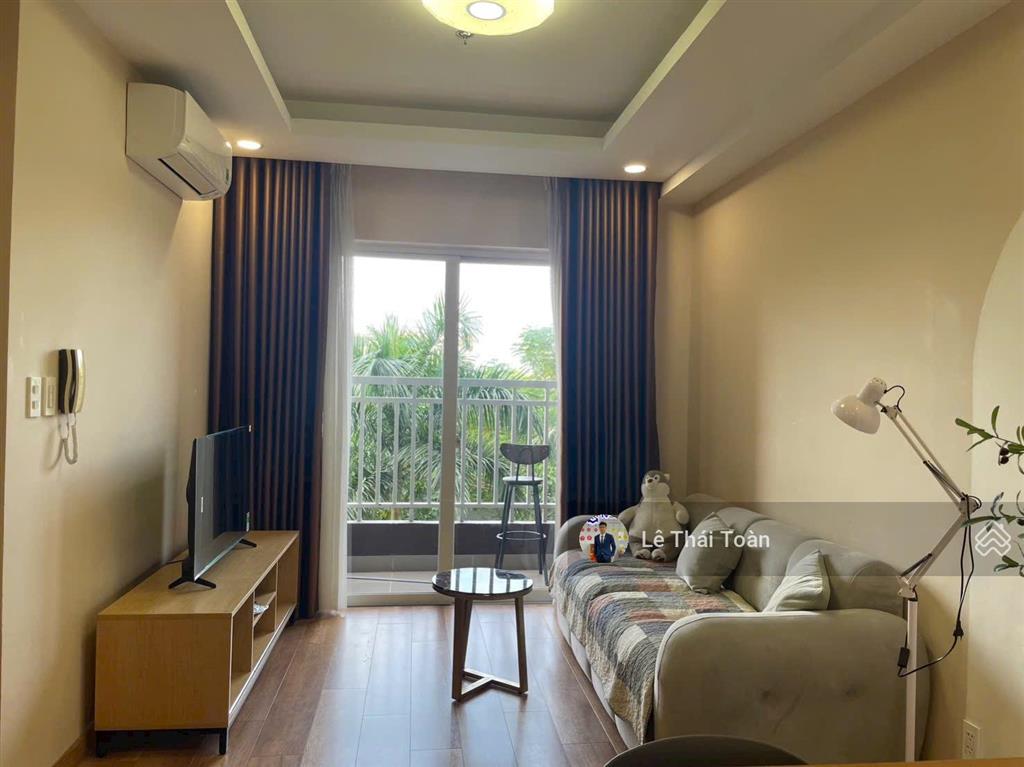 Cho thuê căn 2pn 10 triệu nội thất như hình midori park the view ngay siêu thị aeon