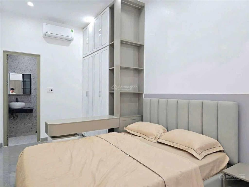 Chính chủ gửi bán nhà 3 tầng mt nguyễn thúy. đường 7.5m, đà nẵng