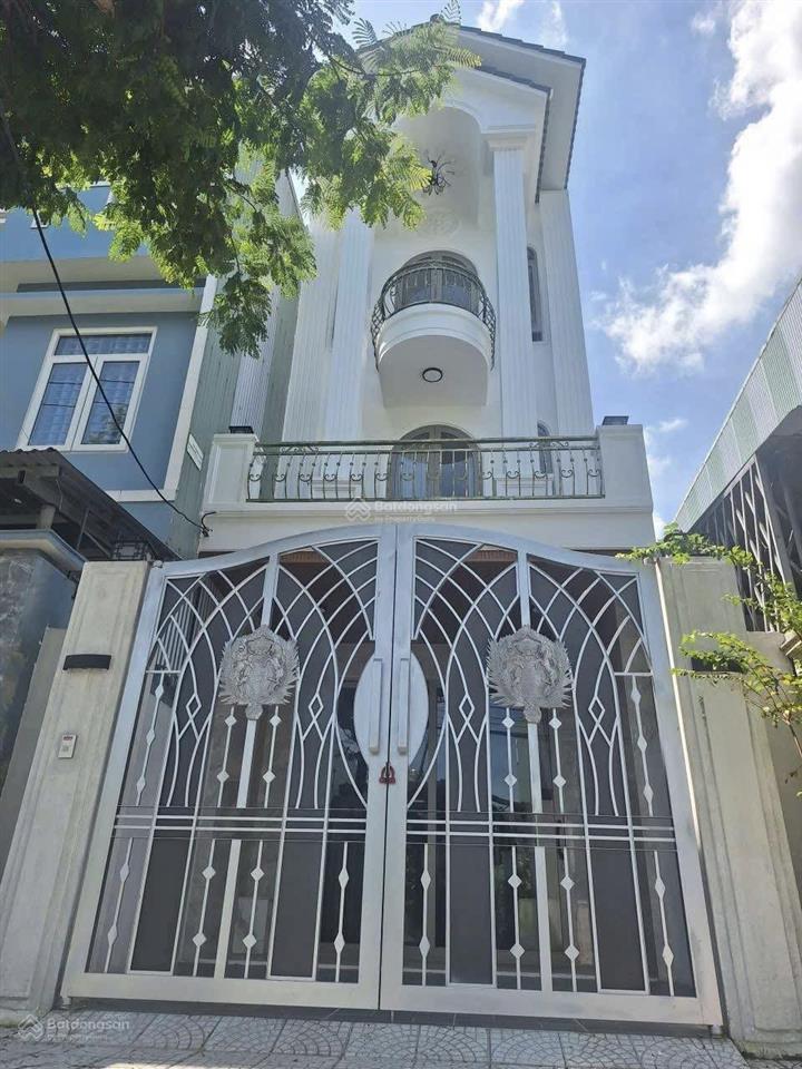 Chính chủ gửi bán nhà 3 tầng mt nguyễn thúy. đường 7.5m, đà nẵng