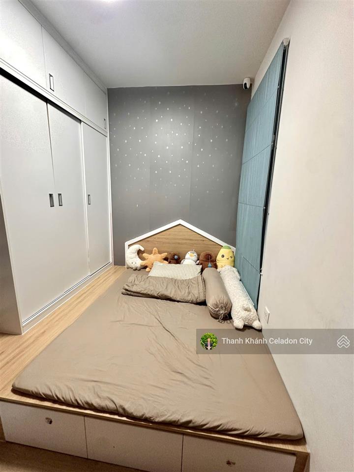 Hot  căn 2pn 84m2, 2pn, 2wc, 1 kho, 1 ban công, khu emerald  celadon city, giá bán 6 tỷ 3 có tl